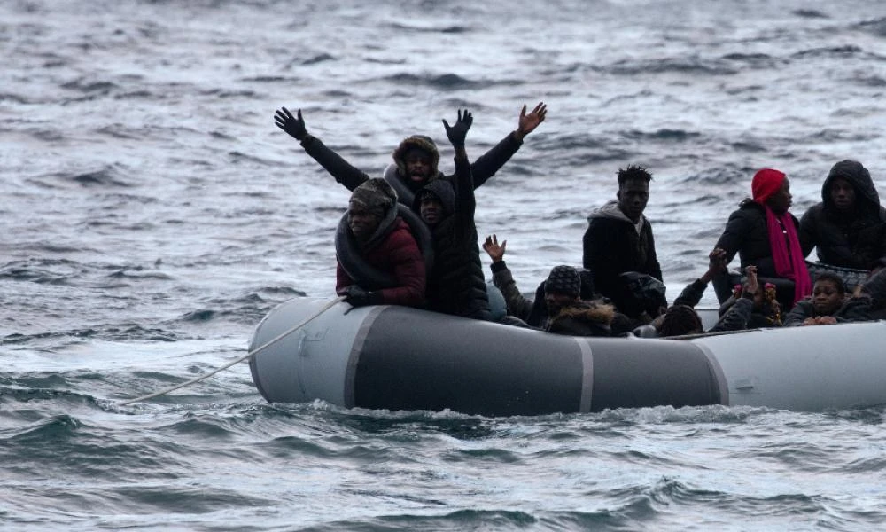 Ομολογία που σοκάρει: Παιδί μεταναστών πέθανε σε βάρκα καθ' οδόν για Κύπρο και το έριξαν στη θάλασσα